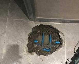 吕梁市阳台漏水维修公司分享下暖气管道漏水的原因有哪些